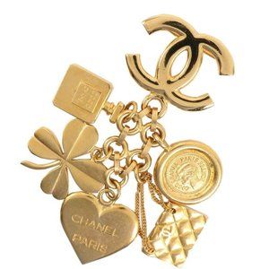 CHANEL Icon vintage Heart / Clover / Matrasse Brooch Gold Plated Women